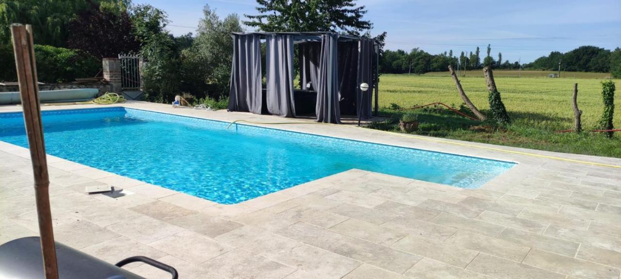 Un Air De Vacances Layrac Exteriér fotografie